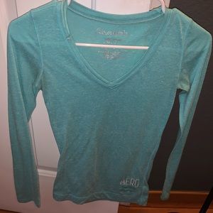 Aeropostale teal long sleeve V-neck!